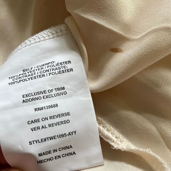 ALTAR'D STATE ILLUSION NECKLINE LACE TOP IN EGRET S - Picture 14 of 16